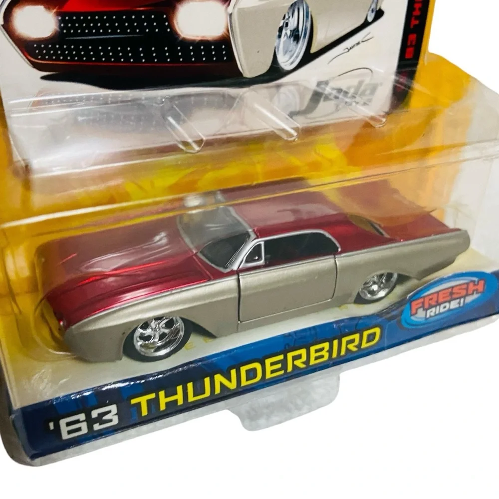 Jada Dub City Old Skool 63 Thunderbird 1:64 Silver